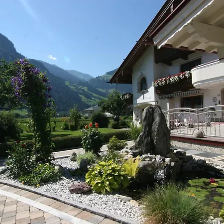 Alpinschlössl-2