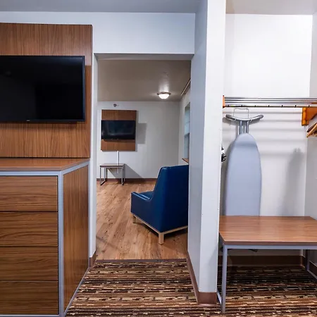 Extended Stay Airport-2