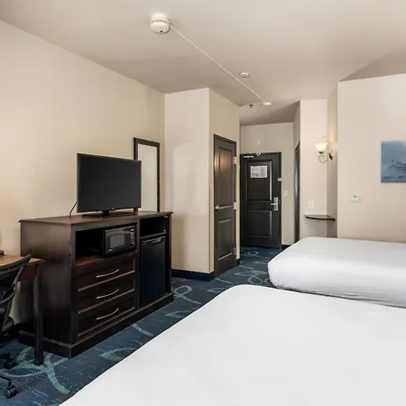 Park Point Marina Inn-3