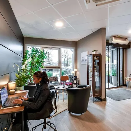 Brit Hotel Saint-Nazaire Centre-3