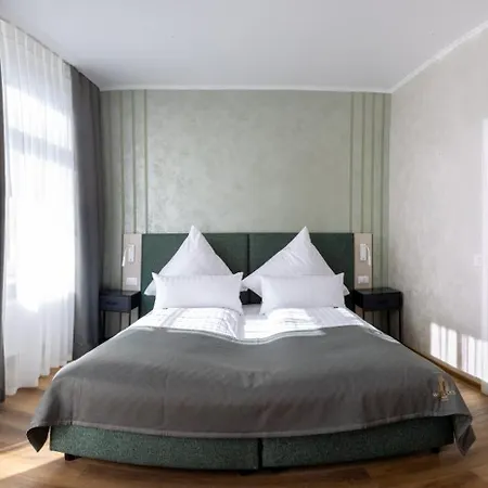 Hotel Krone am Park-3