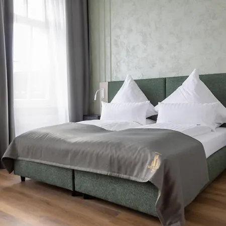 Hotel Krone am Park-2