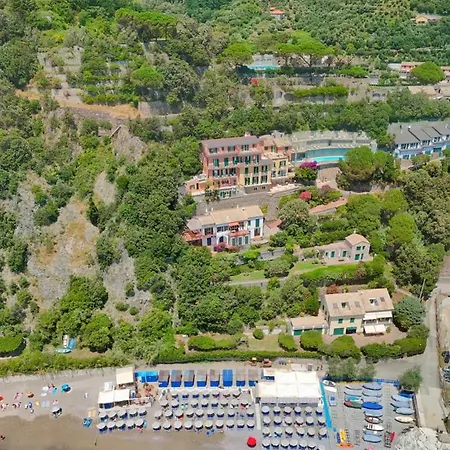 Hotel Leopold-2