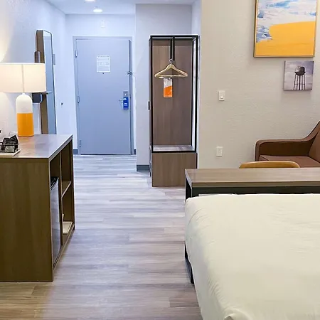 Comfort Suites Clearwater - Dunedin-2
