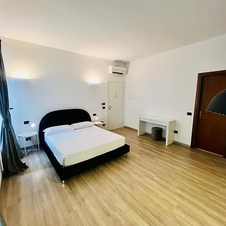 Room Verona Ai Conti-2