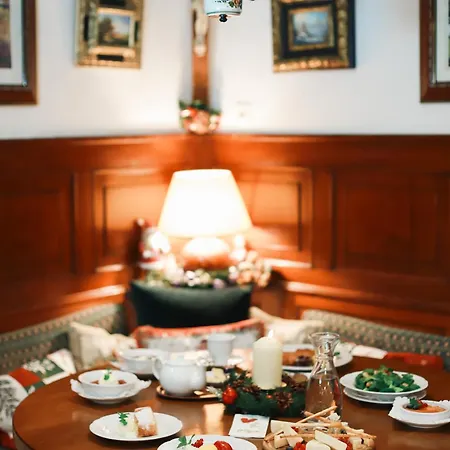 Hotel Rathausglöckel-2