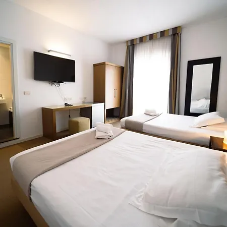 Hotel Trieste-2