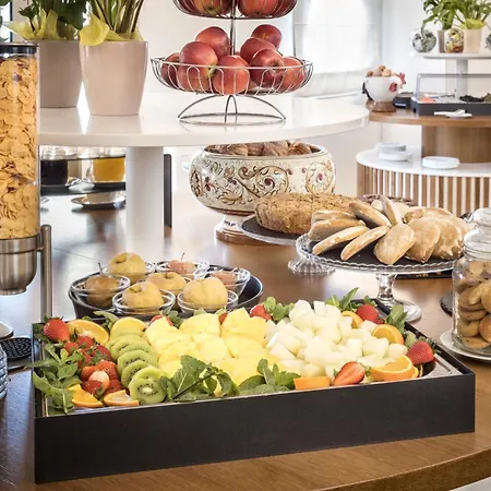Hotel Italia-2
