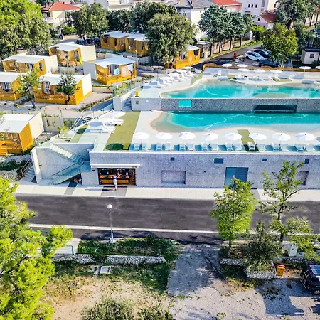Elements Camping Selce Mobile Homes-3