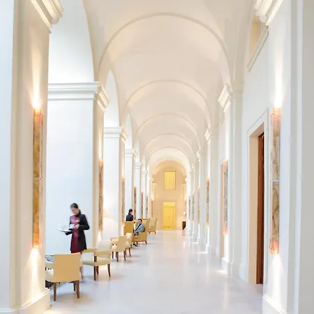 Mandarin Oriental, Prague-3