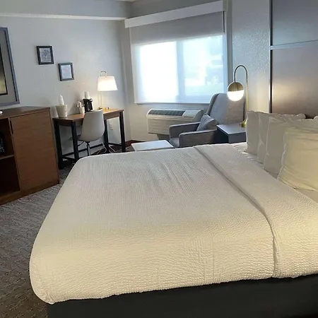 Americinn By Wyndham Ankeny/Des Moines-2