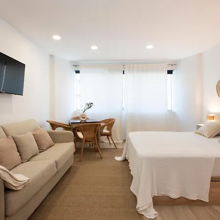 Aparthotel Centric-2