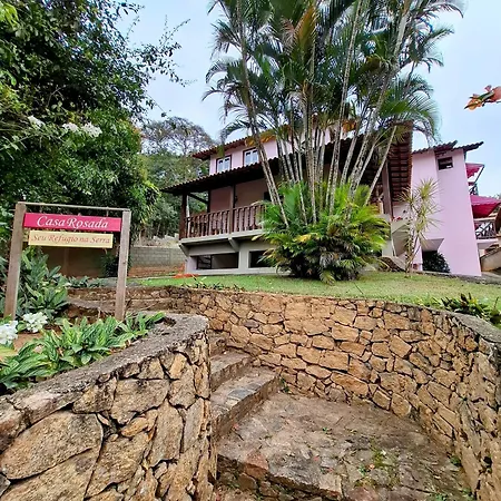 Casa Rosada seu refúgio na serra-2