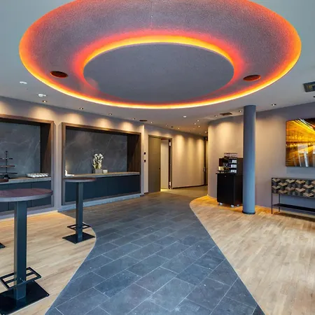 Qube Hotel Bahnstadt-3