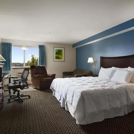 Days Inn By Wyndham Lacey Olympia Area-2
