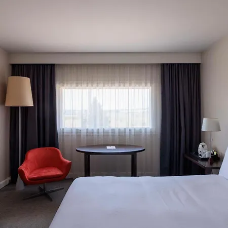 Hilton Garden Inn Marseille Provence Airport-2