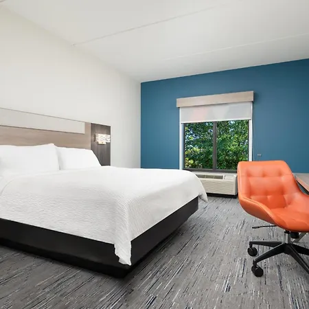 Holiday Inn Express Hotel & Suites Newport South By Ihg-3
