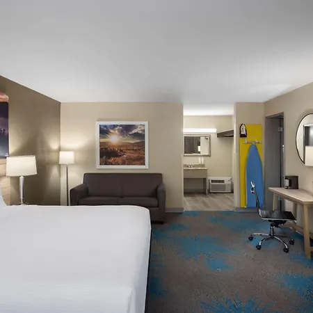 Days Inn By Wyndham Klamath Falls-3