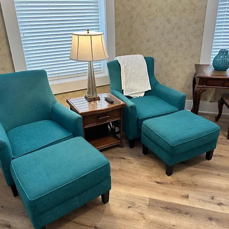 Island House Historic Vacation Rentals-3
