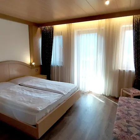 Hotel Flora Alpina-3