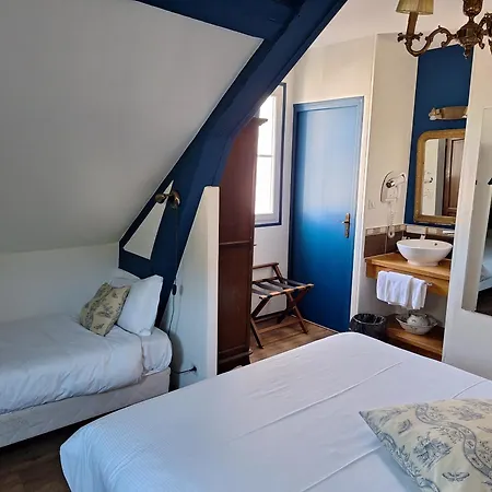 Hotel De Charme La Bonne Adresse - Logis Hotels-3