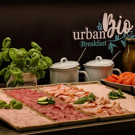 Motel One Berlin Ku'Damm-2