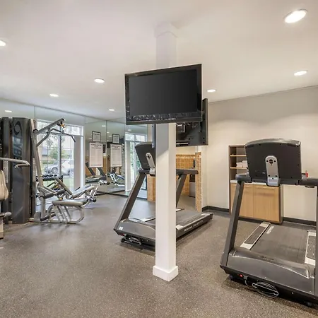 Hilton Vacation Club Varsity Club South Bend, In-3