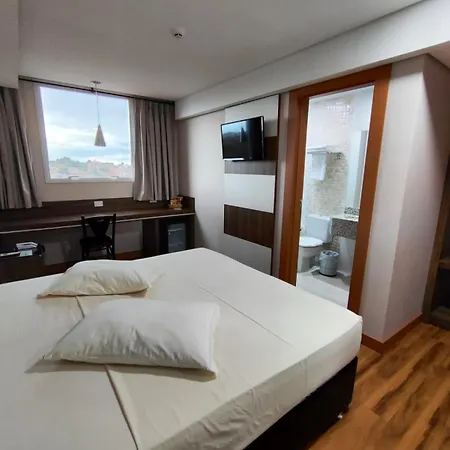 Hotel Maestro Executive Toledo-3