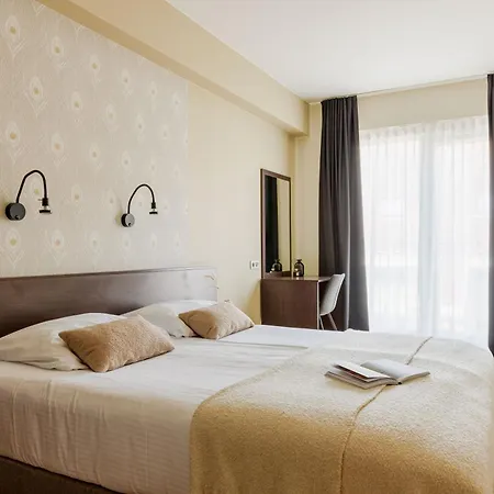 Hotel Corner House By Wp Hotels-3