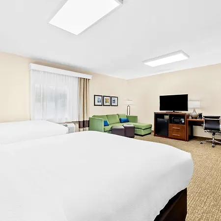 Comfort Inn & Suites Pueblo-2