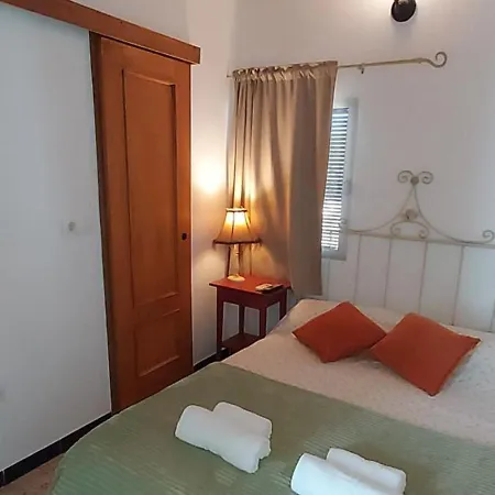 Rocio Rooms-2