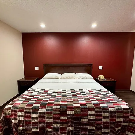 Razorback Inn-3