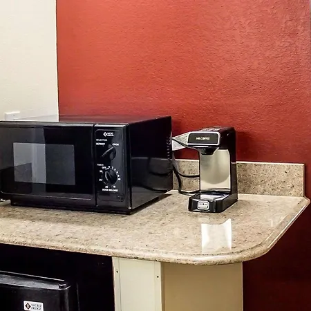 Quality Inn Lima Northeast-3