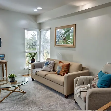 Stayspro - Hollywood Homes Minutes To Everything Spacious And Free Parking-2