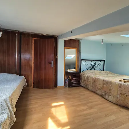 Joe'S House-2