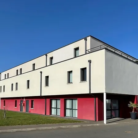Brit Hotel Confort Loches-3