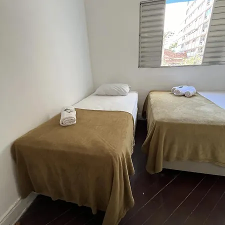 Pousada Aloha Santos-3