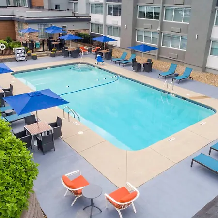 Hampton Inn Manchester Downtown-3