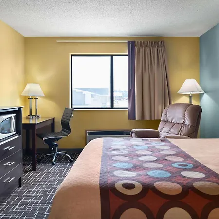 Super 8 By Wyndham Dyersville-2