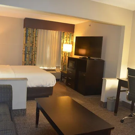 Comfort Inn & Suites Maumee - Toledo I80-90-3