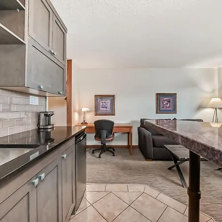 Jasper Inn & Suites By Innhotels-3