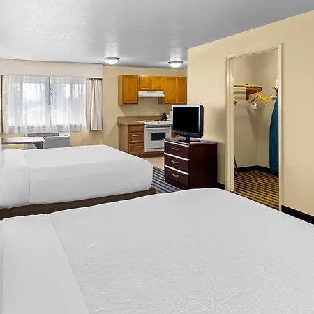 Quality Inn & Suites Vancouver - Hazel Dell-3