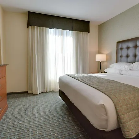 Drury Inn & Suites Gainesville-3