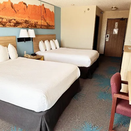 Days Inn By Wyndham Ozark Springfield-3