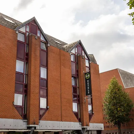 B&B HOTEL Mons Centre-2