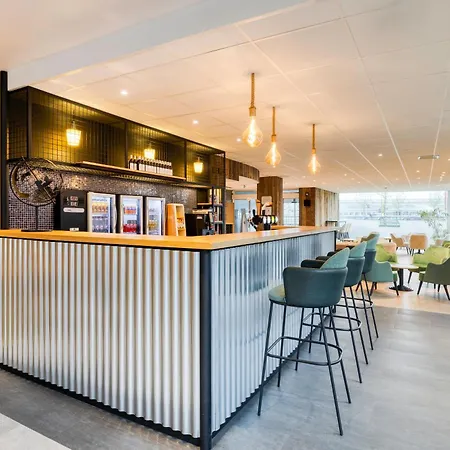 B&B Hotel Mons Gare-3