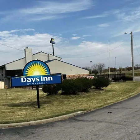 Americas Best Inn And Suites- Caseyville-2