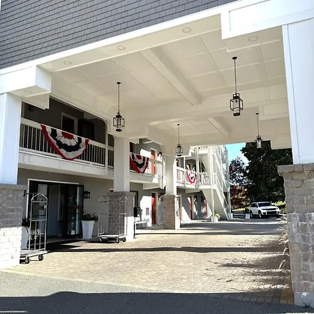 Atlantic Eyrie Lodge-3