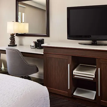 Hampton Inn Taos-3