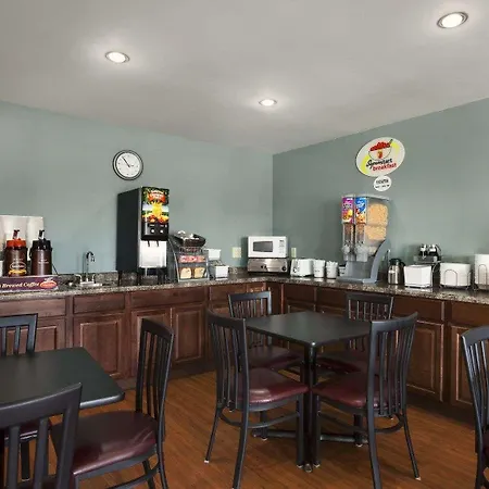 Super 8 By Wyndham Council Bluffs Ia Omaha Ne Area-2
